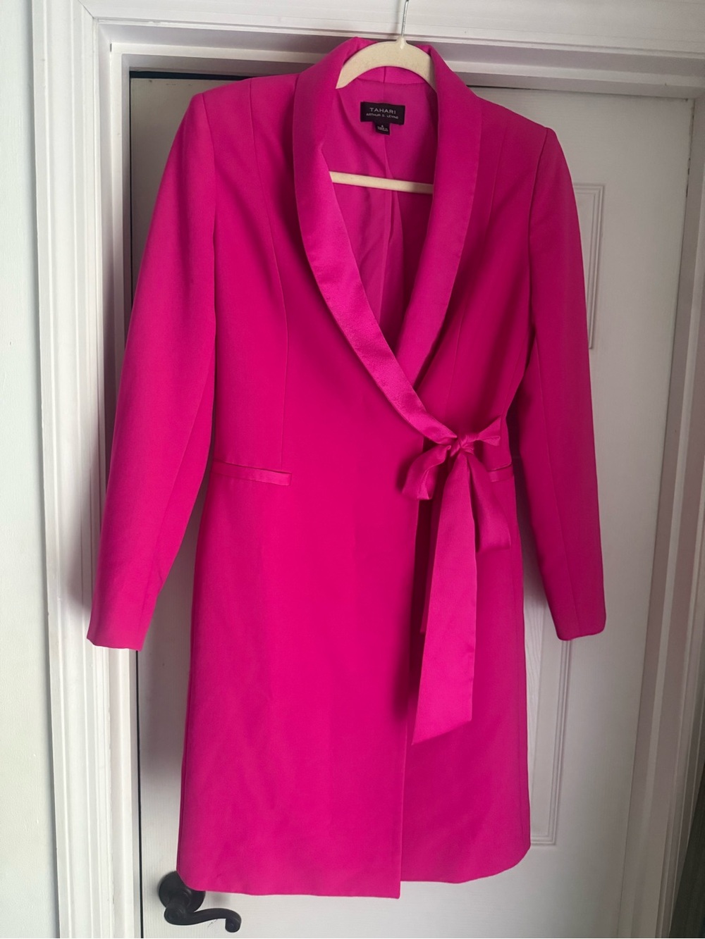 Tahari ASL Bright Fuchsia Wrap Trench Coat